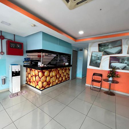 Red Orange Hotel Klang - 5 Min To Klang Town Екстер'єр фото