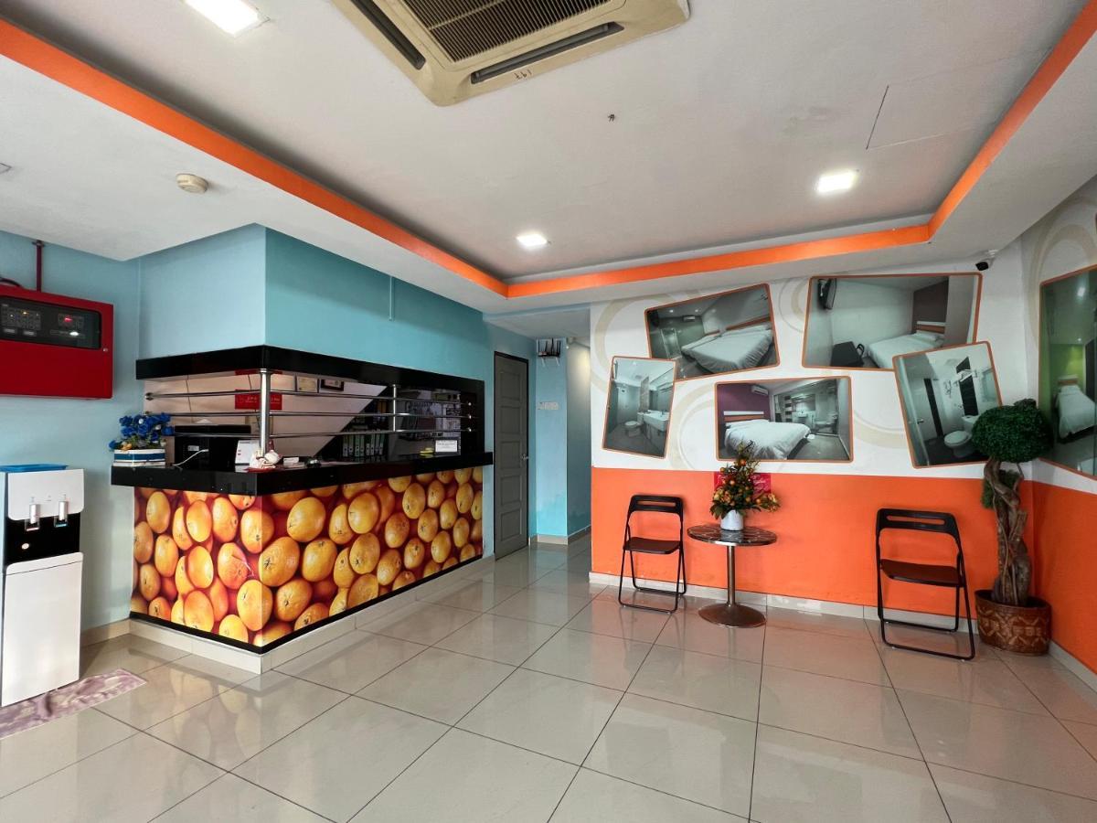Red Orange Hotel Klang - 5 Min To Klang Town Екстер'єр фото