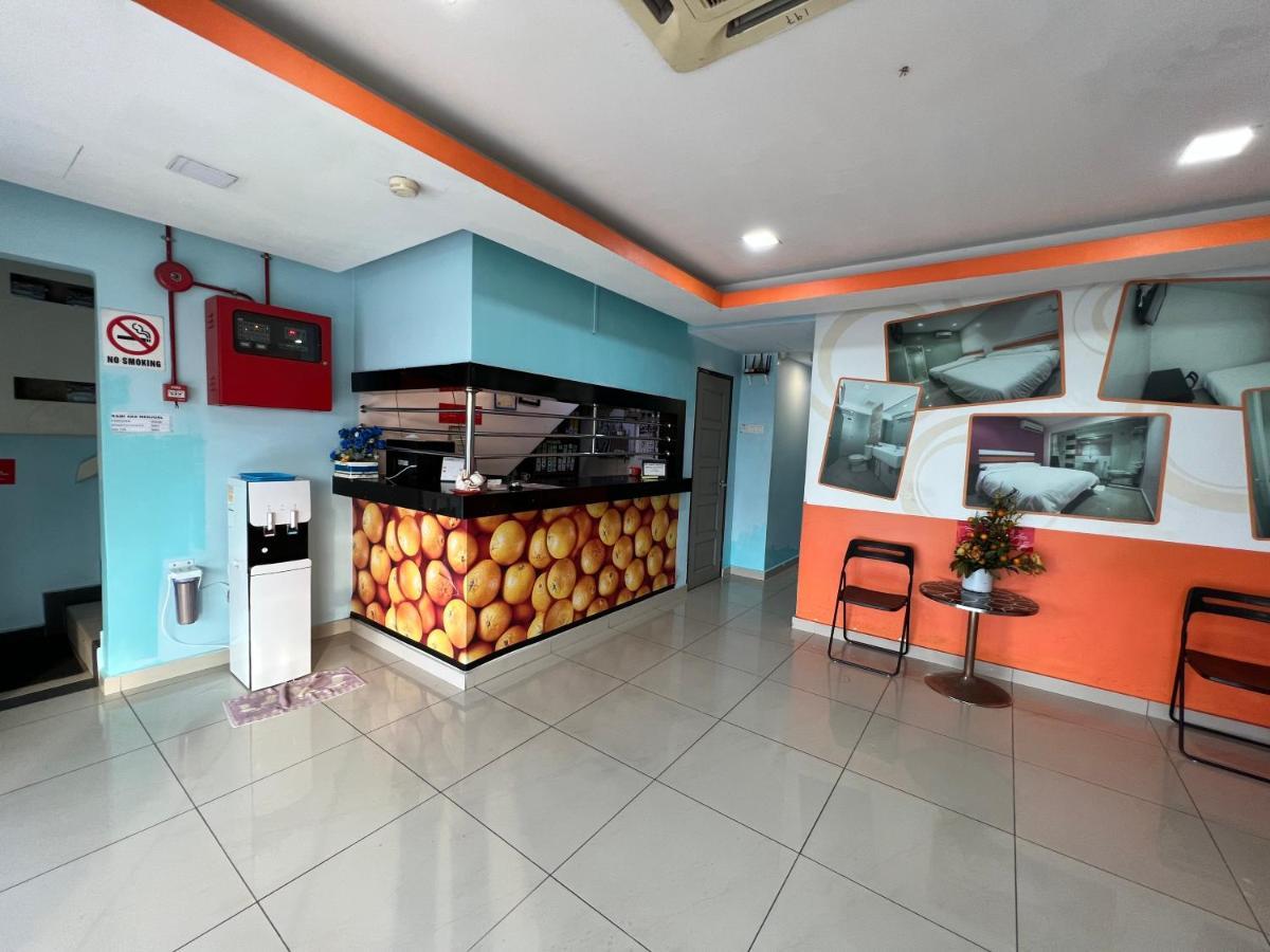 Red Orange Hotel Klang - 5 Min To Klang Town Екстер'єр фото