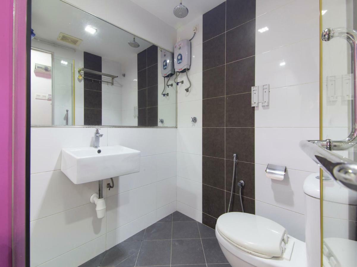 Red Orange Hotel Klang - 5 Min To Klang Town Екстер'єр фото