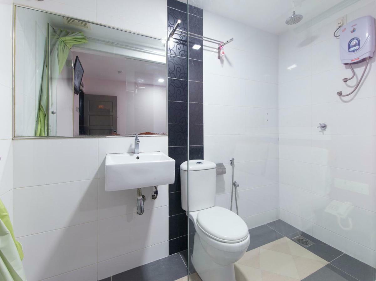 Red Orange Hotel Klang - 5 Min To Klang Town Екстер'єр фото