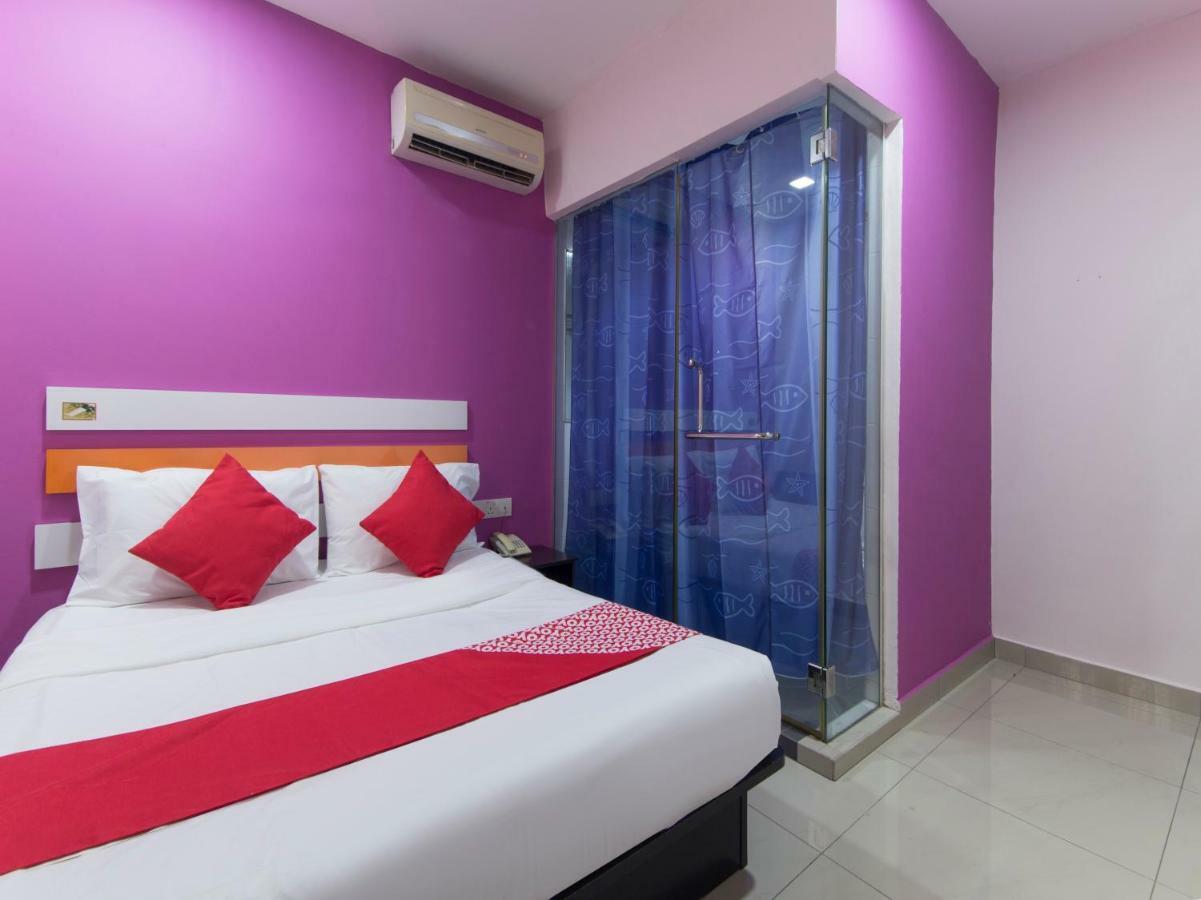 Red Orange Hotel Klang - 5 Min To Klang Town Екстер'єр фото